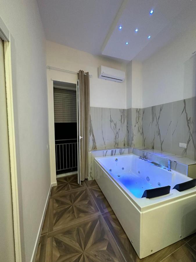 San Ferdinando Suite Room Neapel Exteriör bild