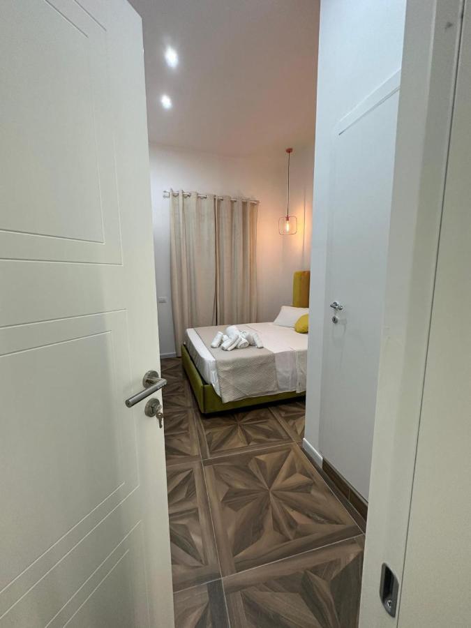 San Ferdinando Suite Room Neapel Exteriör bild