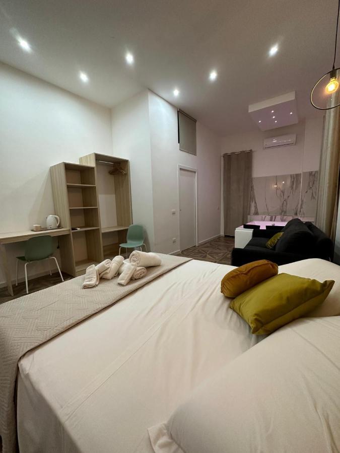 San Ferdinando Suite Room Neapel Exteriör bild